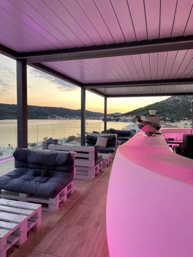 Sky Beach Aparthotel Marina Dış mekan fotoğraf